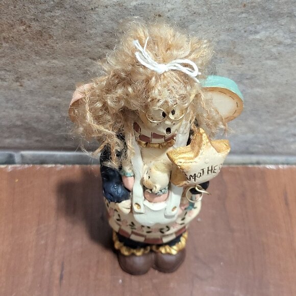 Designs by Diana Angel Figurine 1518 Collectable Sculpture Handcrafted - Picture 5 of 12